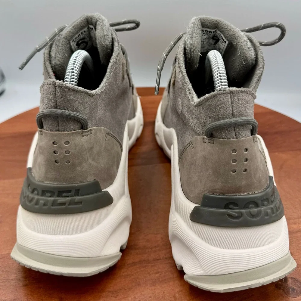 Sorel Kinetic RNEGD Caribu‎ Waterproof Sneaker Boots Quarry/Sea Salt Womens 9